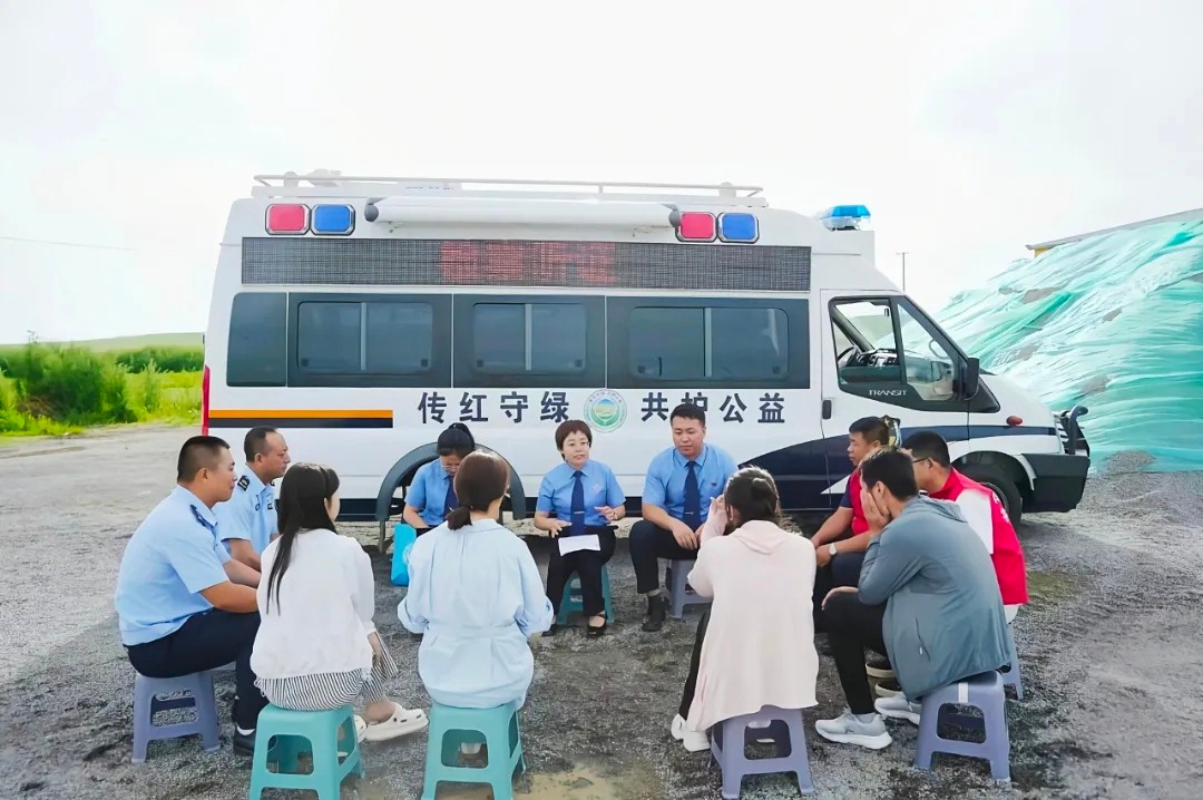 9b3cd5ca4839a919531d11b35643ab14.jpg 9b3cd5ca4839a919531d11b35643ab14.jpg